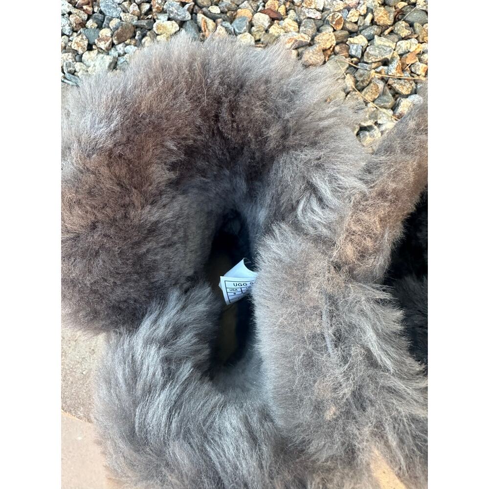 Ugg Bailey Button Gray Boots size 8 - image 7